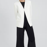 LAPELLES BLAZER IN WHITE