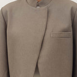 MANDARIN CROP BLAZER IN SAND