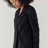 BASIC BLACK BLAZER