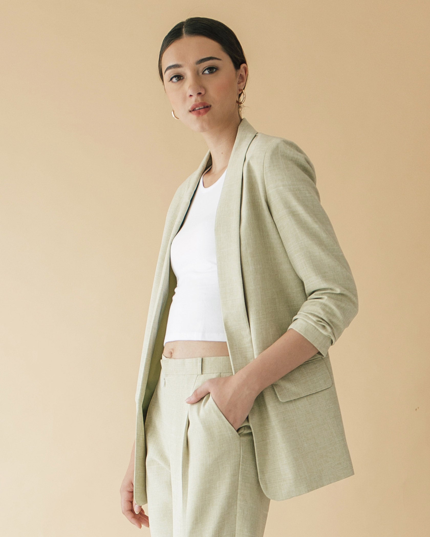 LUXEE PUTU BLAZER –